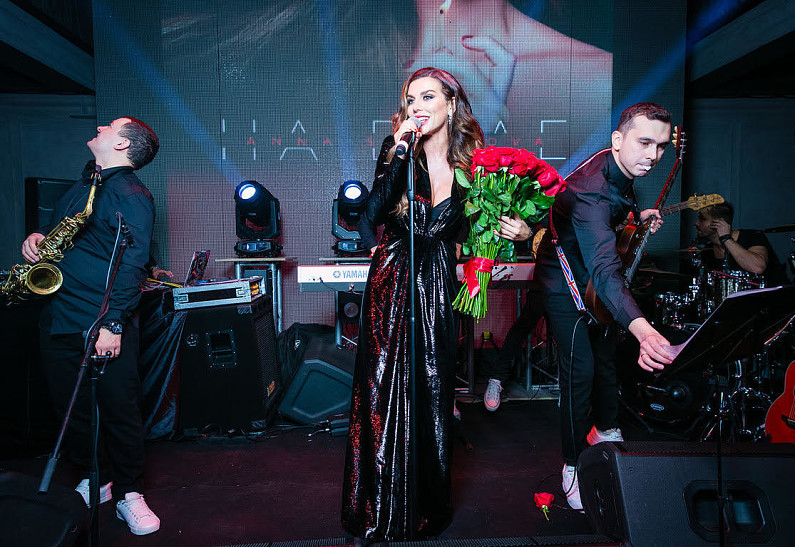 Анна Седокова презентовала альбом «На воле»