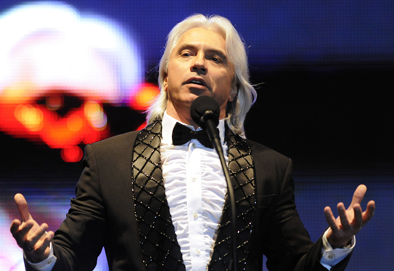 Звезды скорбят: Анна Нетребко, Максим Фадеев и другие об уходе Хворостовского