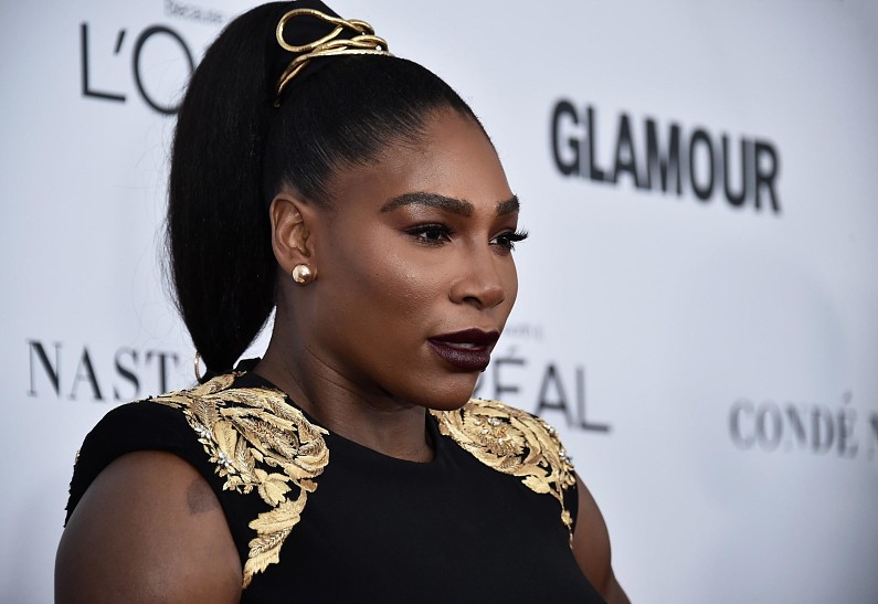 Серена Уильямс показала обручальное кольцо