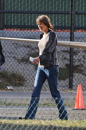 Неузнаваемую Николь Кидман сфотографировали на съемочной площадке нового фильма