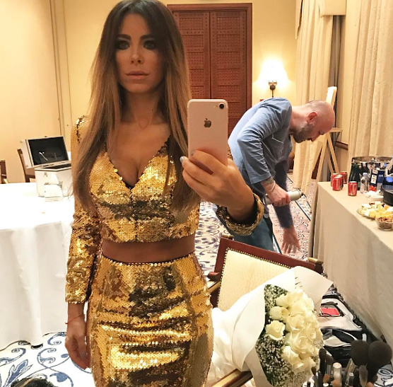 Ани Лорак показала идеальное тело в спортзале