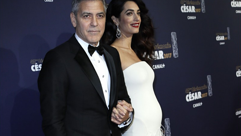 Джордж Клуни и беременная Амаль Клуни стали звездами красной дорожки премии «Сезар» (фото)