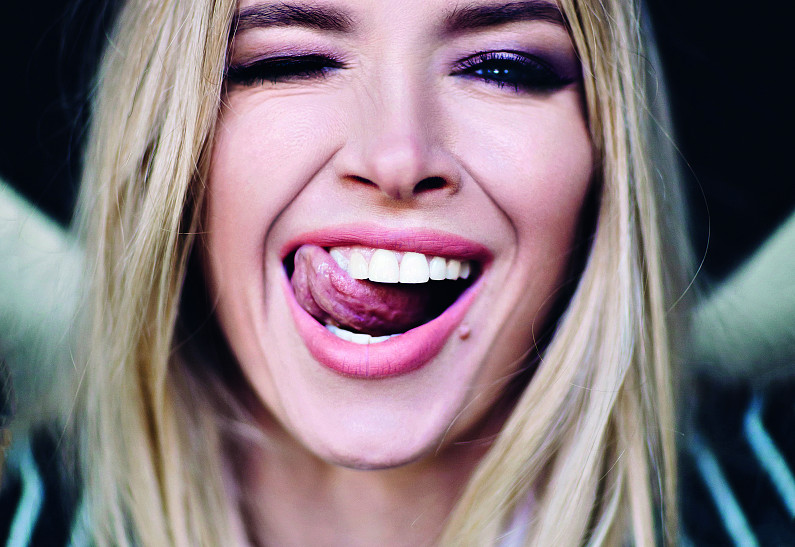 Вере Брежневой — 35: лучшие цитаты певицы о любви, красоте и успехе