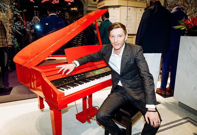 Павел Воля, Вадим Верник, Андрей Малахов на открытии бутика ISAIA