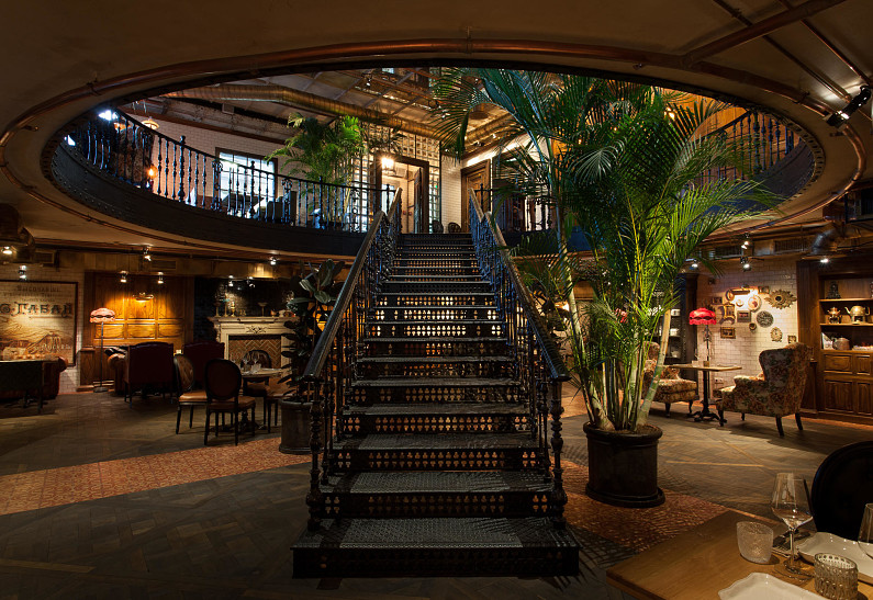 Как новый русский ресторан «Матрешка» обходится без лубка