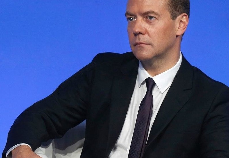 Лучший подарок: Дмитрий Медведев утвердил женскую национальную стратегию