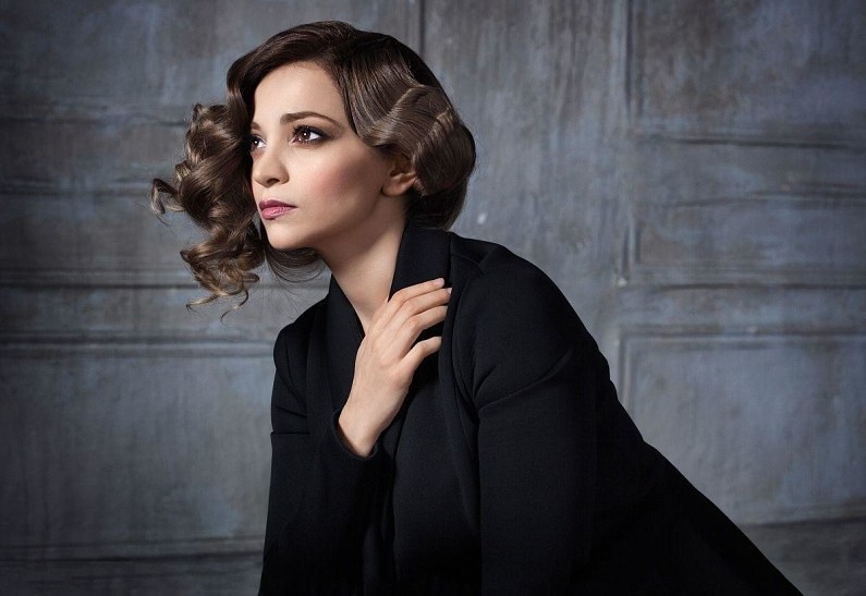 Теона Дольникова подтвердила рождение первенца