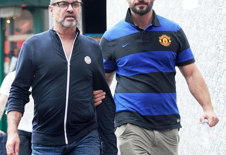 Родственники Джорджа Майкла выселили из дома бойфренда покойного музыканта Фади Фаваза