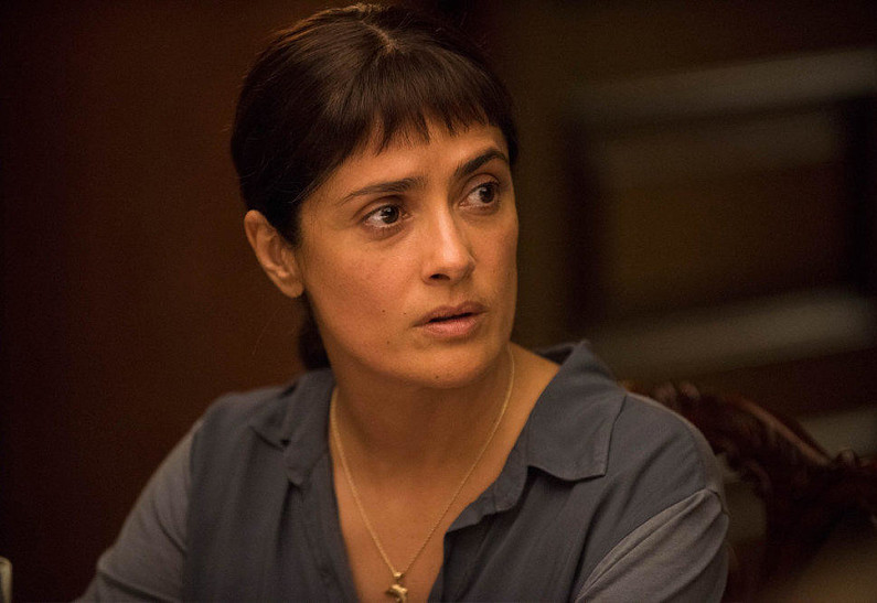 Сальма Хайек в трейлере черной комедии «Беатрис за ужином»