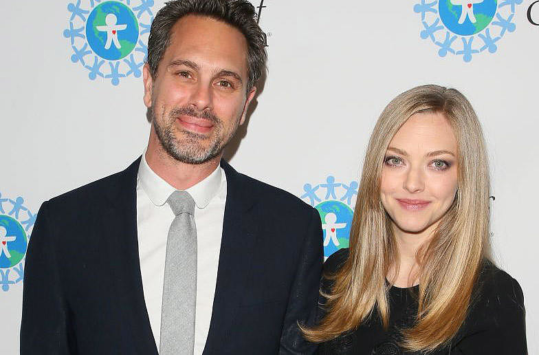 Аманда Сейфрид впервые вышла в свет после рождения ребенка