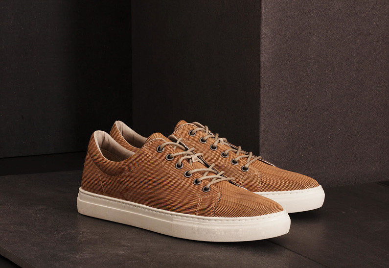 Vagabond впервые выпустили кеды из переработанной древесины