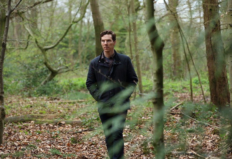 Бенедикт Камбербэтч на первом кадре телефильма «Дитя во времени»