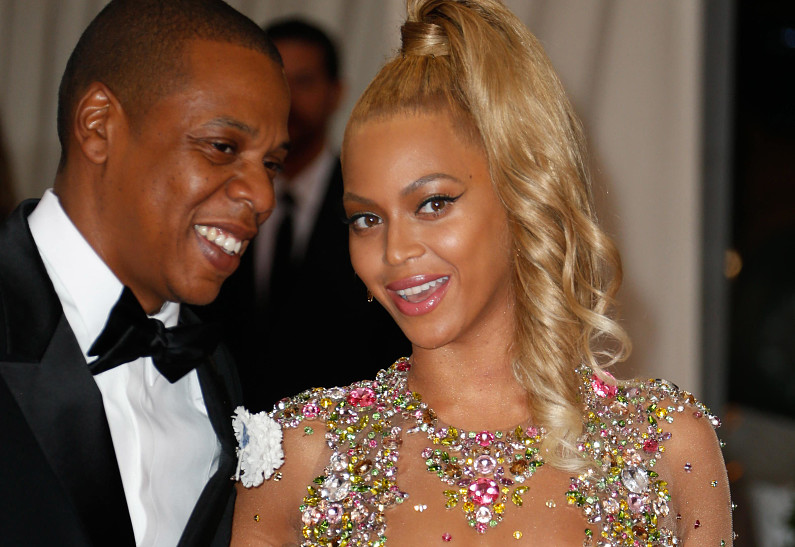 Бейонсе поделилась редкими семейными кадрами в честь годовщины свадьбы с Джей-Зи