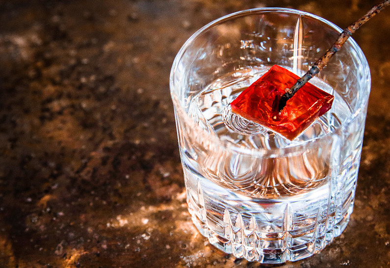 Новое место: «Коробок» - гастрономический бар от команды White Rabbit Family