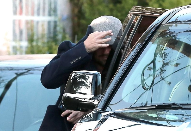 Леонардо ДиКаприо «тайно» посетил арт-студию Брэда Питта