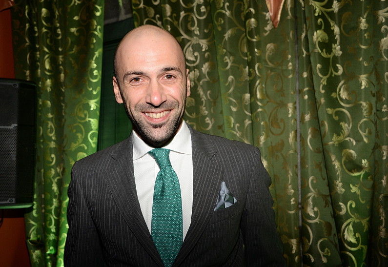 Евгений Папунаишвили сделал предложение своей девушке