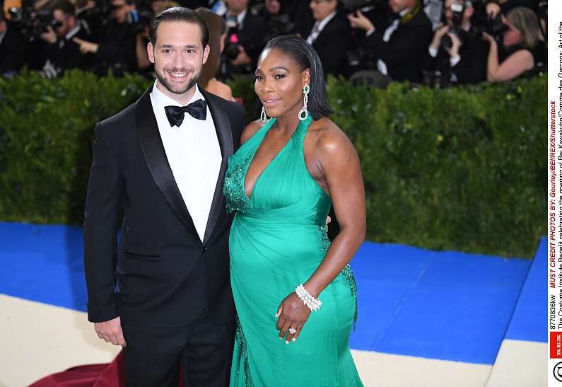 Беременная Серена Уильямс и Алексис Оганян произвели фурор на Met Gala 2017