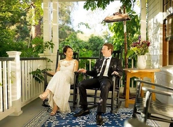 Марк Цукенберг трогательно поздравил супругу с годовщиной свадьбы