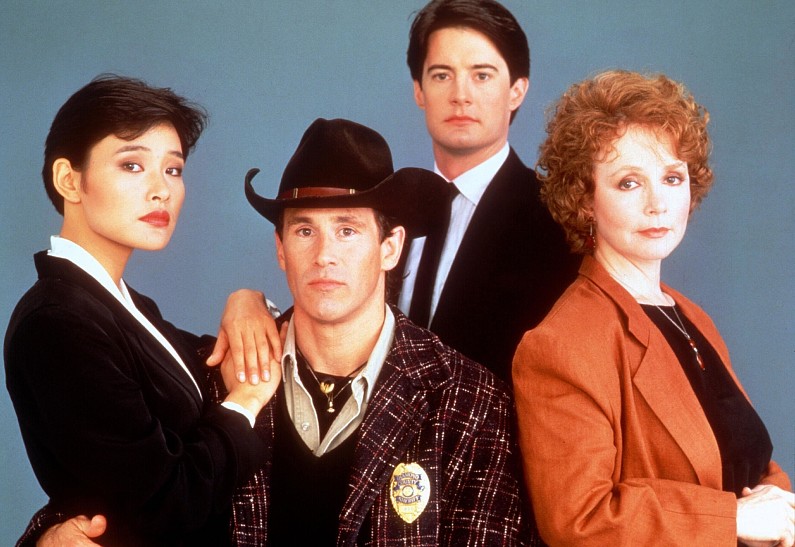 Создатели нового «Твин Пикса» показали, как изменились герои сериала за 25 лет (видео)