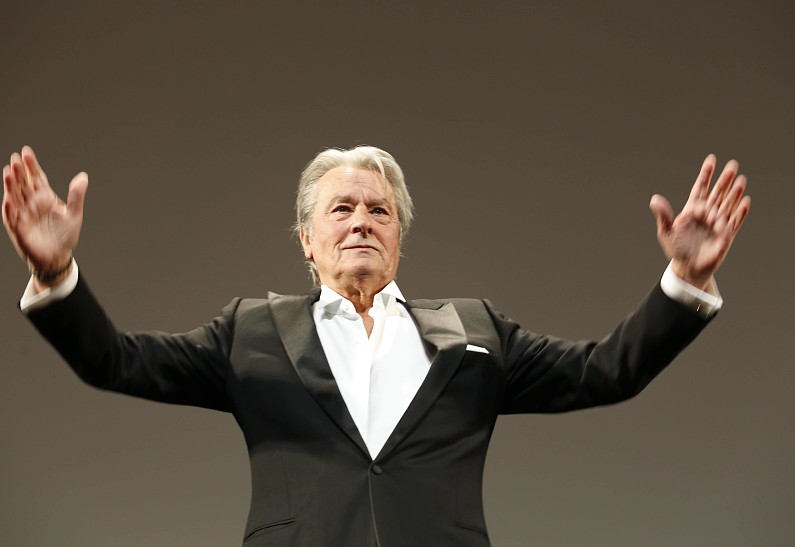 Ален Делон сообщил о завершении карьеры