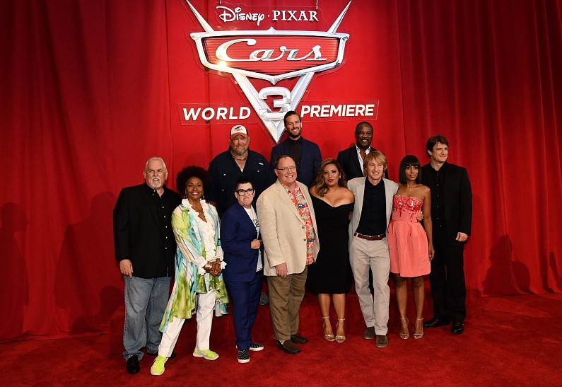 Оуэн Уилсон, Керри Вашингтон и другие на премьере мультфильма «Тачки 3»