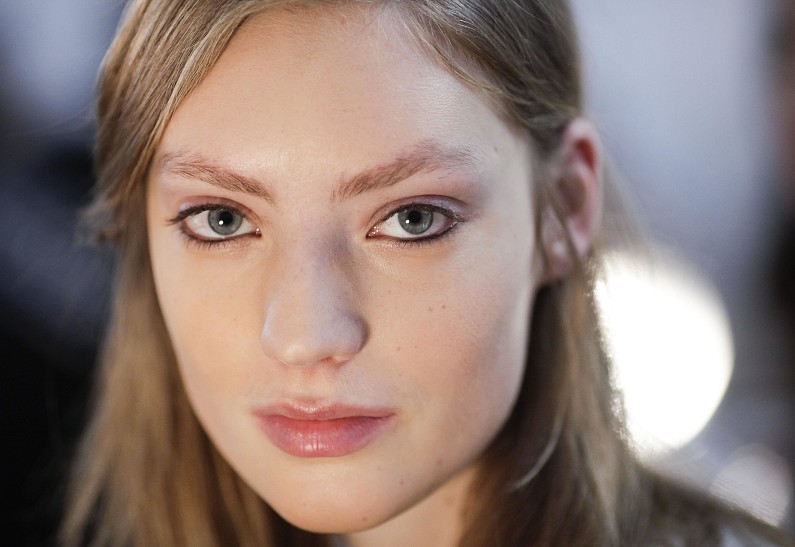 5 простых способов незаметно увеличить глаза с помощью косметики