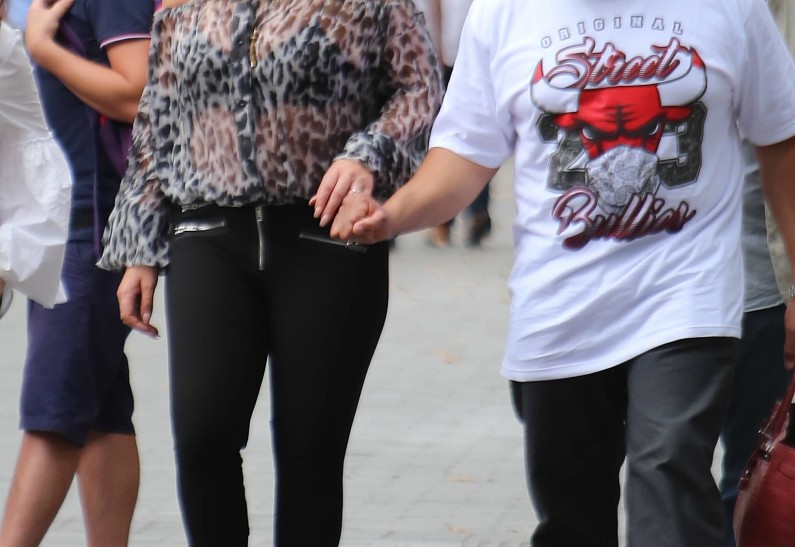 Большая звезда: Мэрайя Кэри прилетела в Барселону