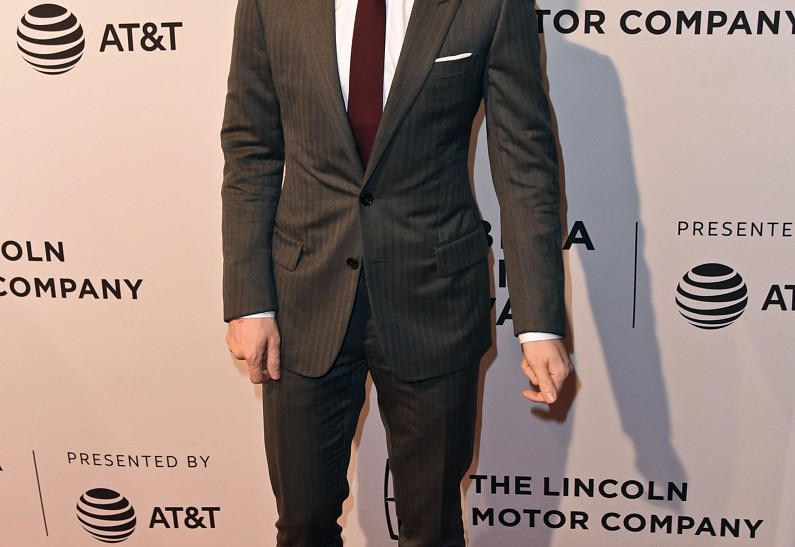 Эван Питерс вернется к роли Ртути в фильме «Тёмный Феникс»