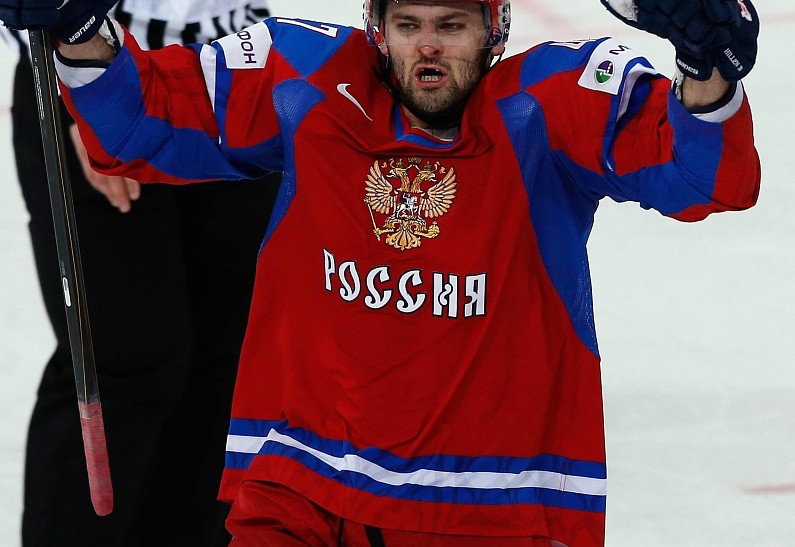 Хоккеист Александр Радулов расстался с женой через год после пышной свадьбы