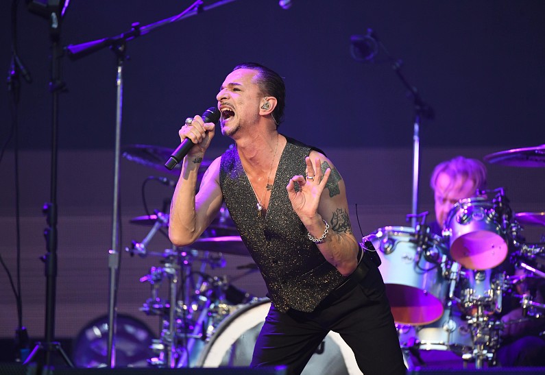Группа Depeche Mode отменила концерт в Минске из-за госпитализации музыканта