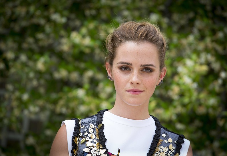 У Эммы Уотсон пропало памятное кольцо, которое ей подарила мама