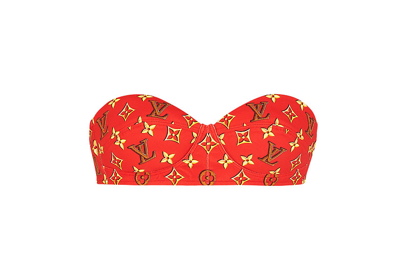 5 лучших купальников для логоманов