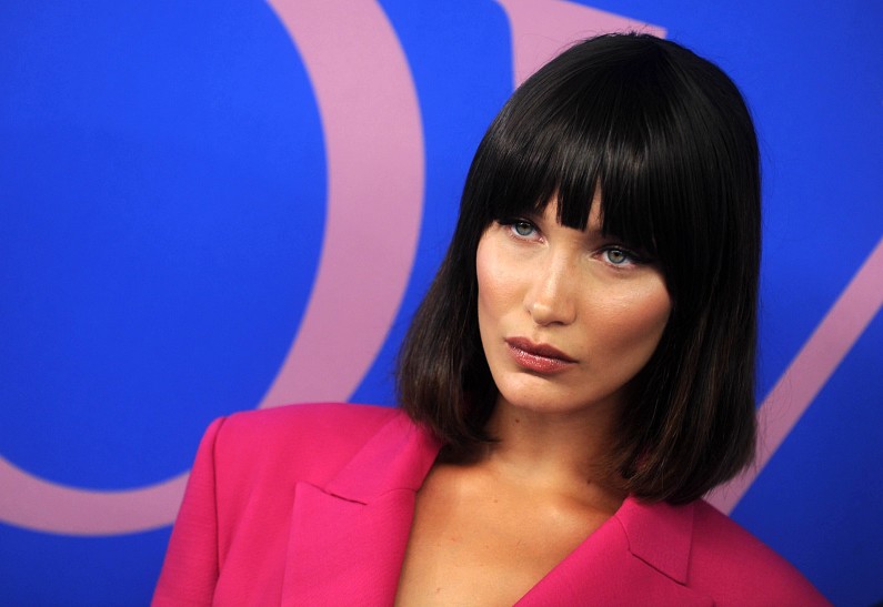 Белла Хадид рассказала, зачем так много работает