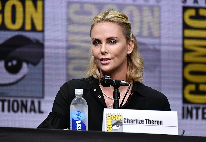 Шарлиз Терон, Райан Гослинг, Крис Хемсворт, Том Хиддлстон и другие гости Comic-Con 2017