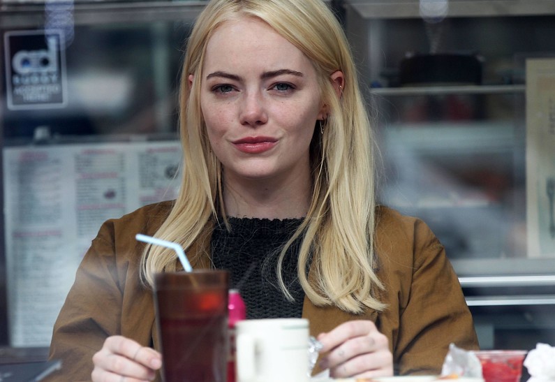 Эмма Стоун замечена на съемках нового фильма в Нью-Йорке (фото)