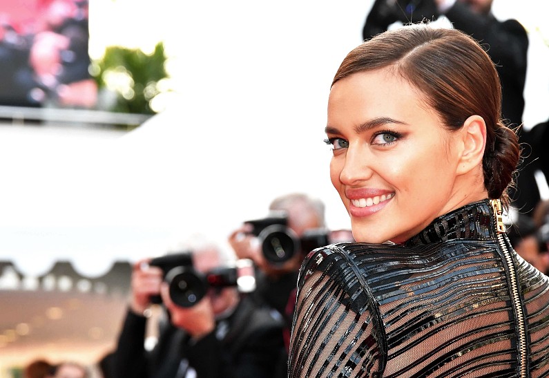 Как Ирина Шейк отдыхает в родном Еманжелинске: фото