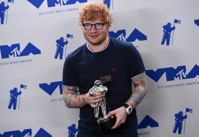 Эд Ширан стал исполнителем года на MTV Music Awards 2017