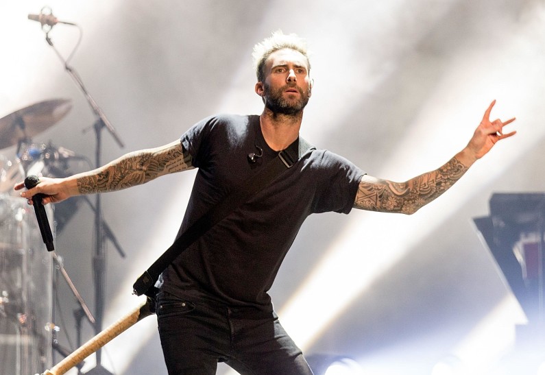 Maroon 5 анонсировали новый трек и альбом