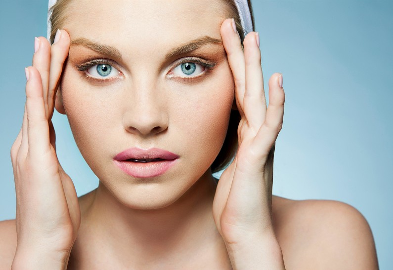 Чем накрасить брови этой осенью, если вы всё еще дилетант