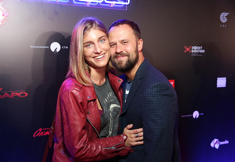 Кирилл Плетнев и Нино Нинидзе, Лиза Арзамасова и другие: премьера «Напарника»
