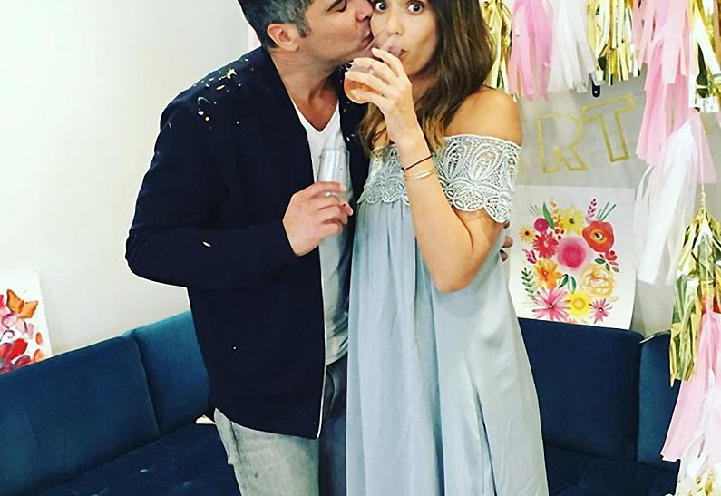 Кэш Уоррен о Джессике Альбе: «Она горячая мамочка!»