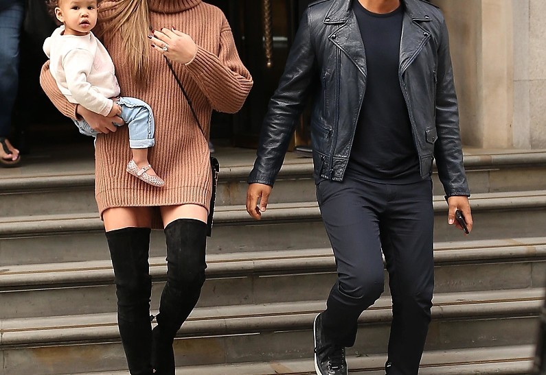 Крисси Тейген рассказала, почему никогда не бросит мужа