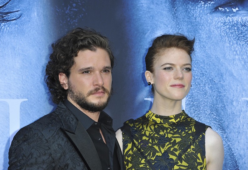 Звезды «Игры престолов» Кит Харингтон и Роуз Лесли женятся