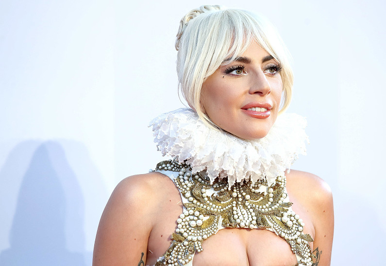 Леди Гага станет ведущей Met Gala 2019. Кто ещё?