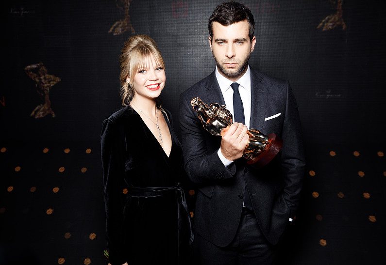 ТЭФИ 2018: Иван Ургант, Константин Хабенский и другие звезды вечера. Фото