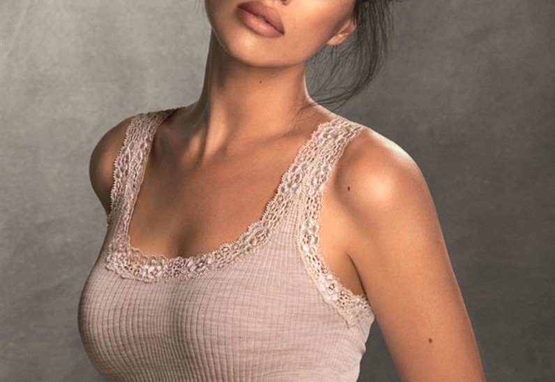 Ирина Шейк снялась в необычной фотосессии для итальянского Voogue