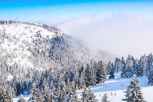Где покататься на горных лыжах и не разориться