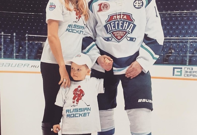 Хоккеист Павел Буре станет многодетным отцом