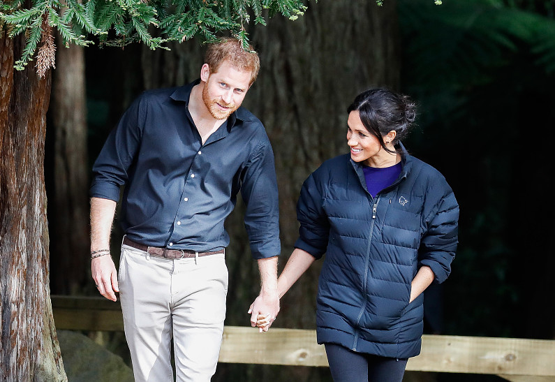 Стала известна настоящая причина переезда Меган Маркл и принца Гарри