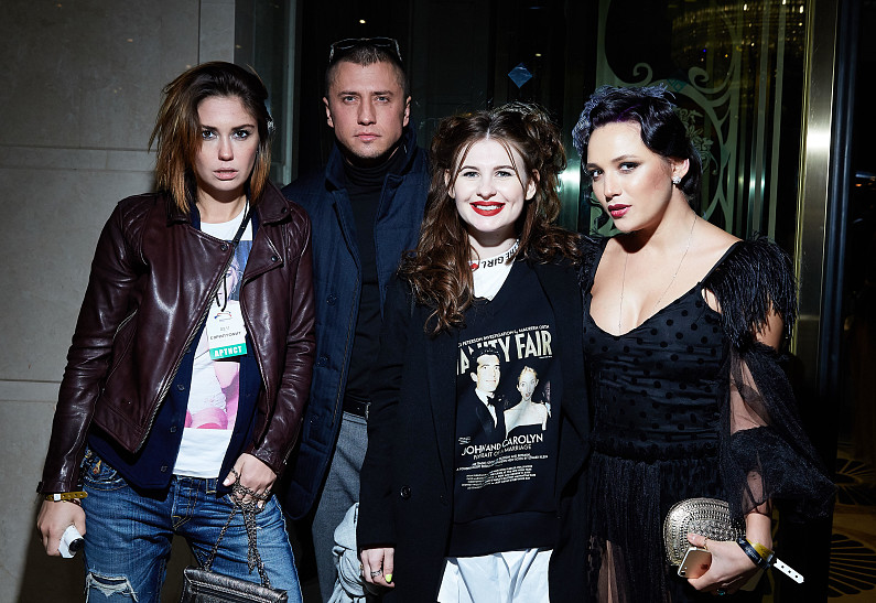 Прилучный с женой и другие звездные гости повеселились на AfterHalloween 2018